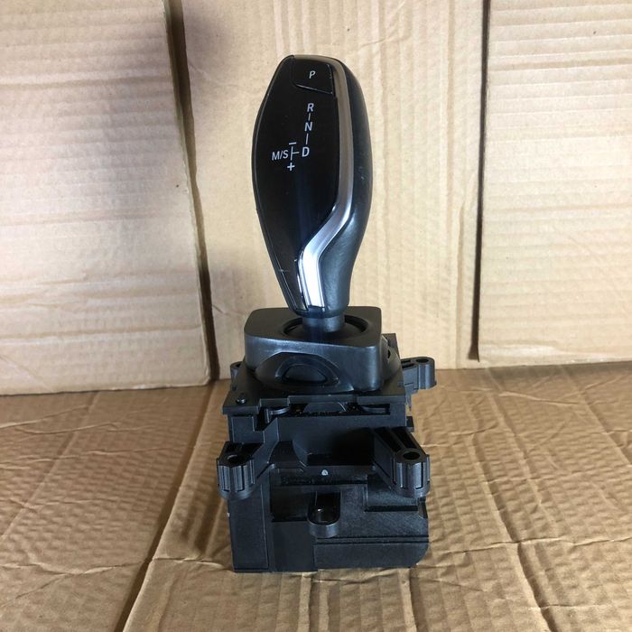 Оригінальний селектор АКПП BMW G30 G31 G32 (Шкіра) 945875502