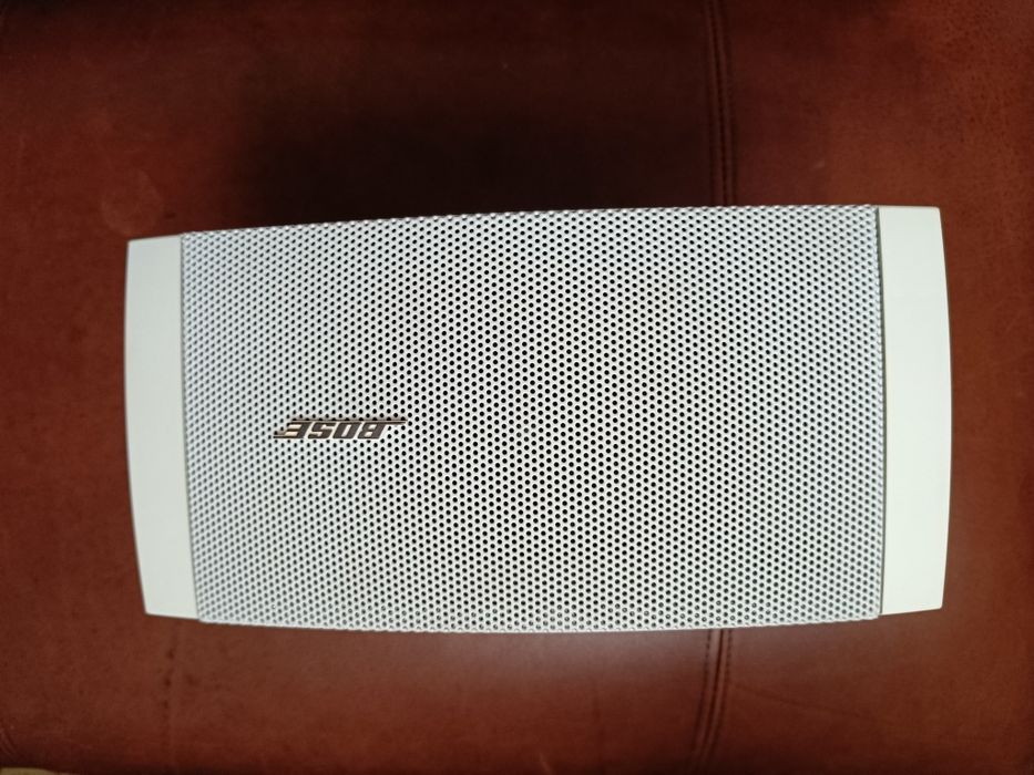 Bose  głośniki 16W