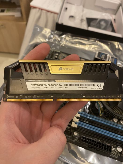 Corsair Vengeance DDR3 1600Mhz 8gb