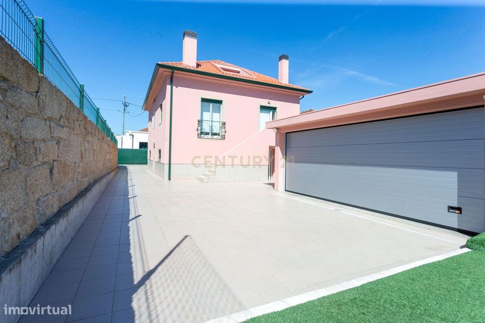 Moradia T4 de Luxo - Câstelo da Maia