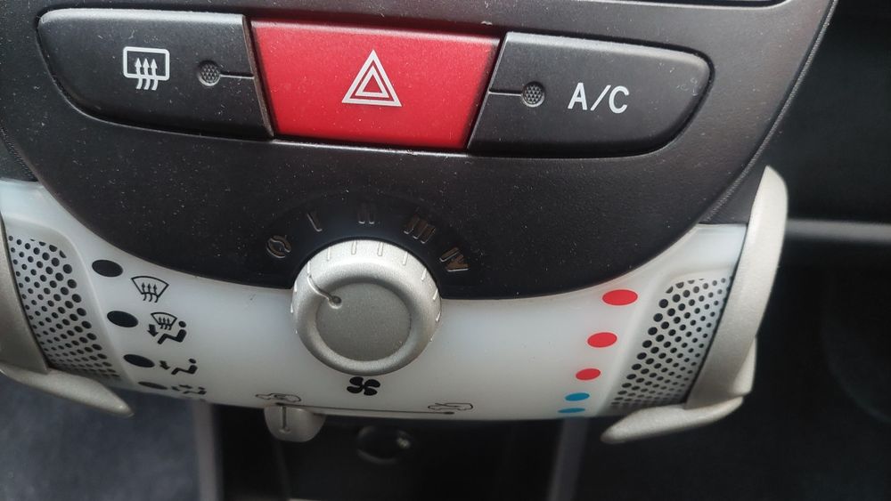 Toyota aygo 2013  ,preço não negociável