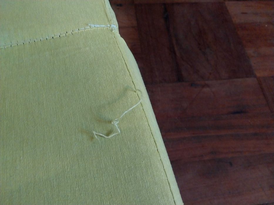 Duas Cadeiras Sofá Poltronas Cama desdobráveis!