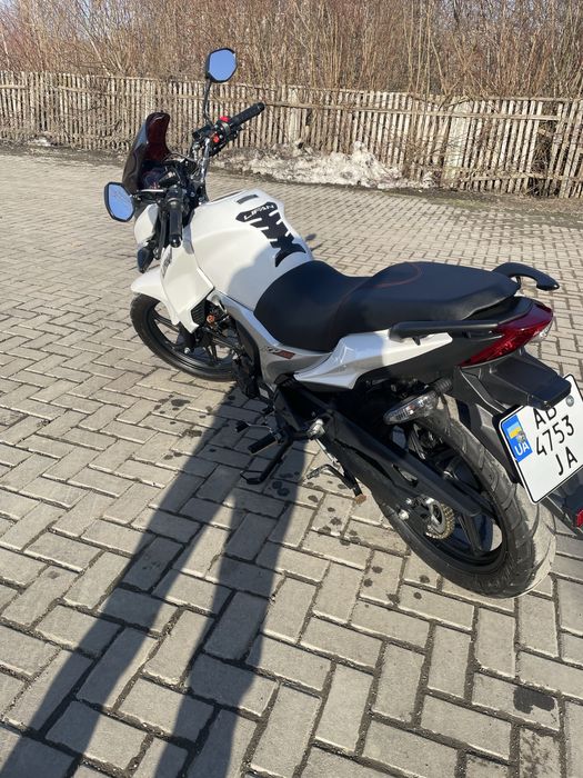 Мотоцикл Lifan KP200