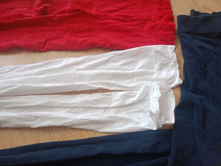 Zestaw cienkich rajstopek na 8-10 lat