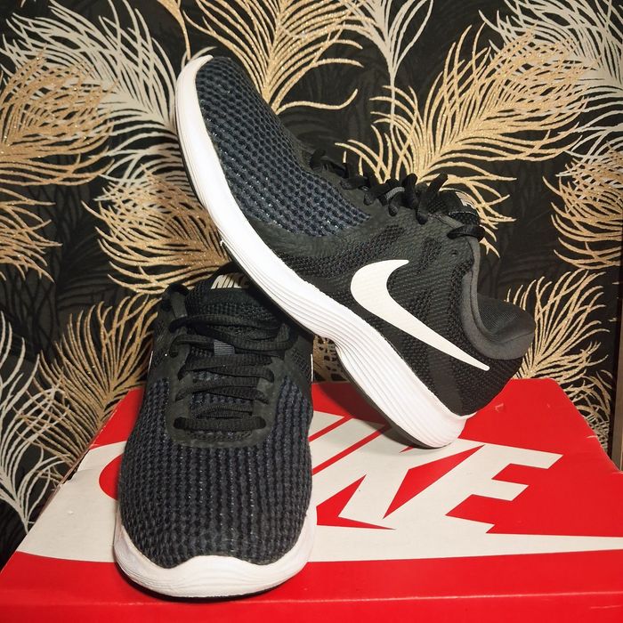 Кросівки кроссовки Nike в розмірі 37.5