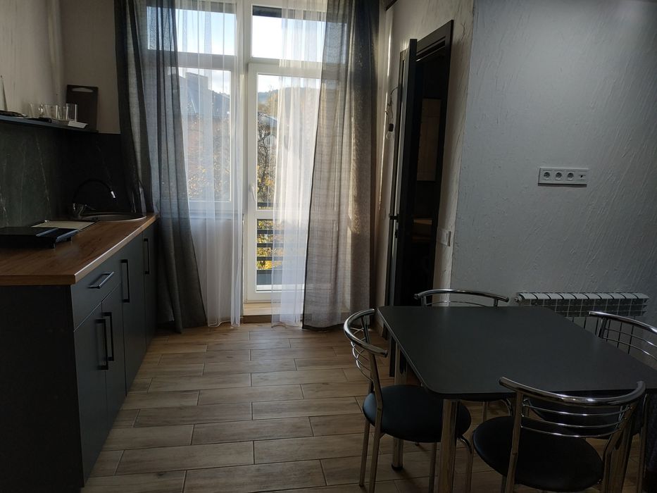 Східниця Кімнати-студія з власною кухнею