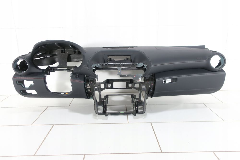 konsola mercedes amg gt c190 szara/czerwona nić