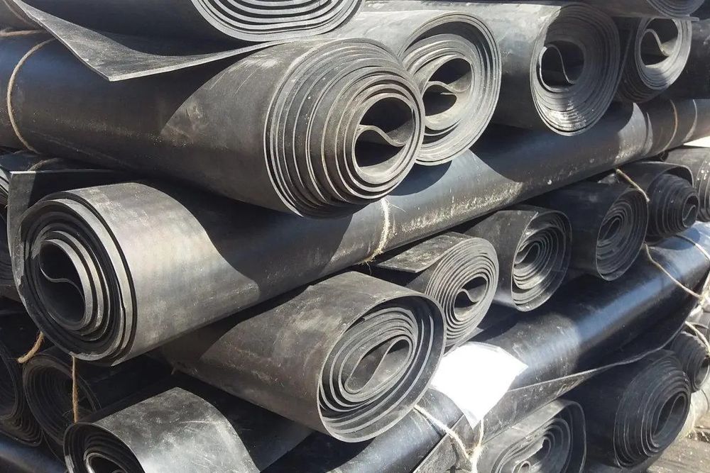 Напольные покрытия из резины для дома гаража автомобиля