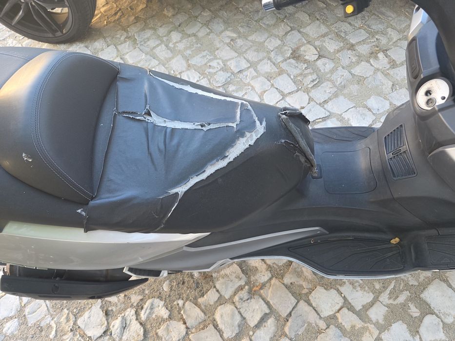 Scooter Sym gts 125i