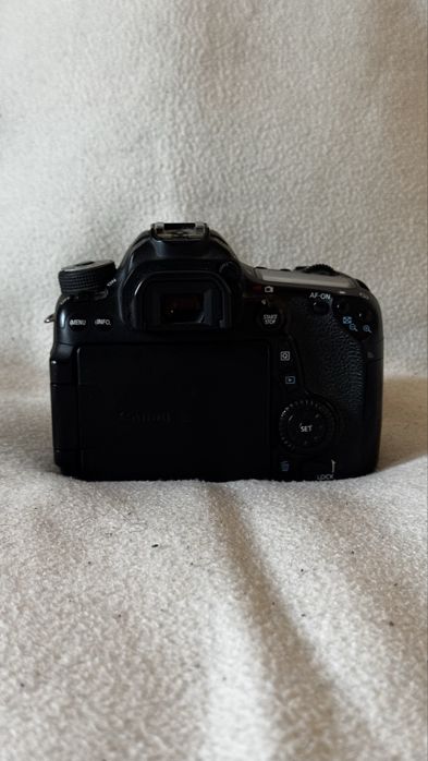 Canon 70D + Canon 50mm f 1.8 STM