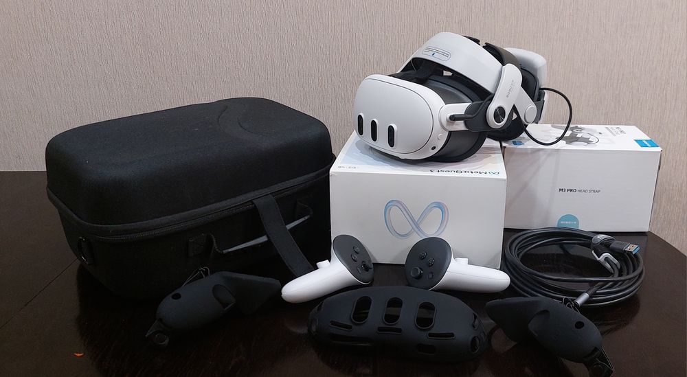 Окуляри віртуальної реальності Meta Quest3, 512GB, Стан як новий