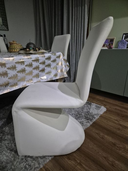 Mesa de jantar com 6 cadeiras