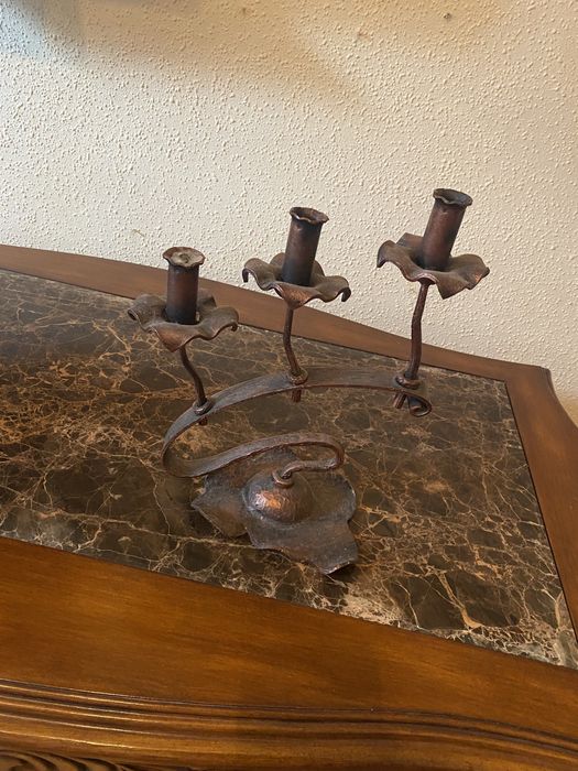 Подсвечник кованый