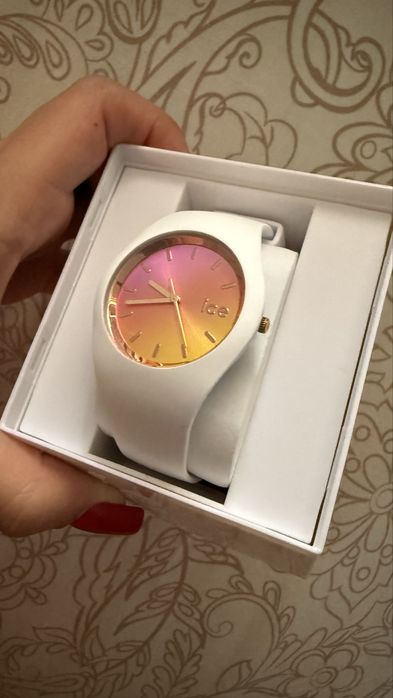 Годинник ICE нові оригінал паспорт коробка