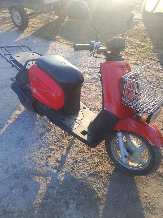 Продам мопед  Yamaha Gear .2017 р.в,на регістрації. Що