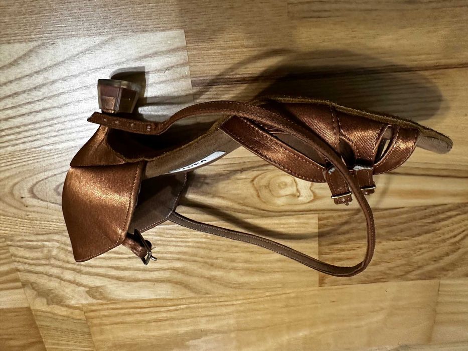 Buty taneczne KOZDRA 35 - używane