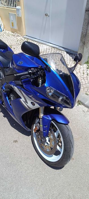 Yamaha R1 2004 Azul