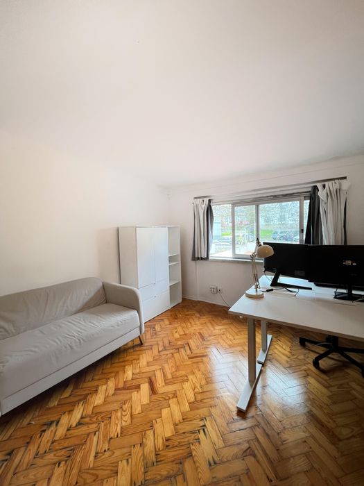 Quarto c/ WC Privativo. Otimo para casal.