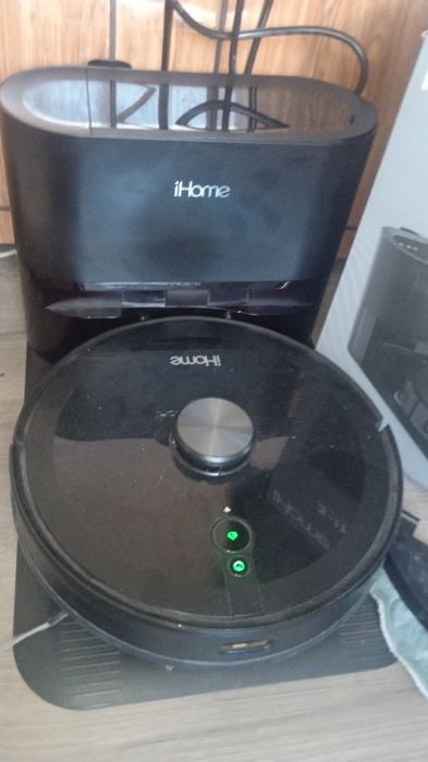 Продам робот пилосос ihome