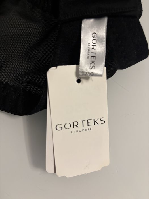 Biustonosz Gorteks