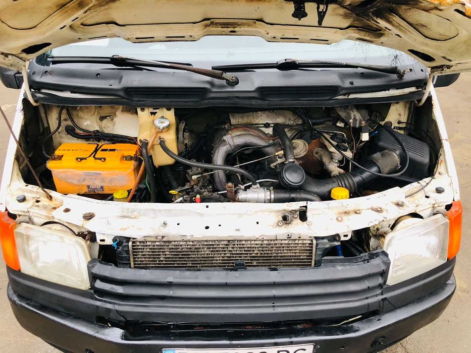 Ford Transit пассажирский 14 мест (2.5 дизель, 1991 год)
