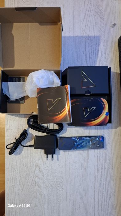 ТВ Андроід приставка VONTAR X 3