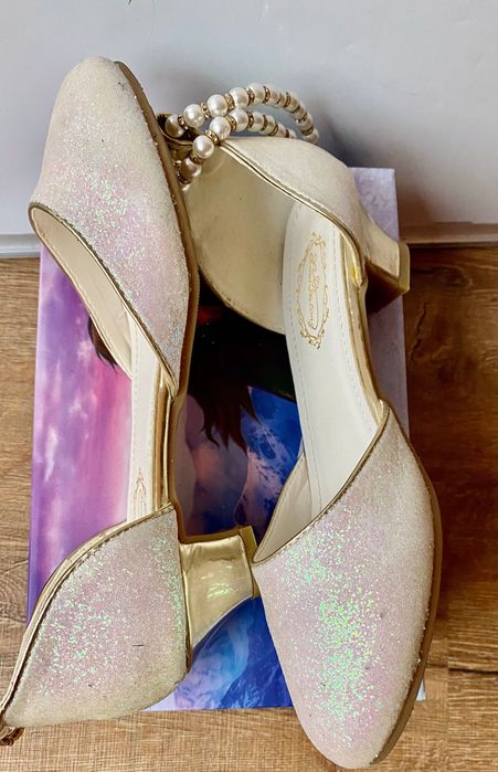 Brokatowe buty, baleriny z perłami i cyrkoniami rozmiar 36/37