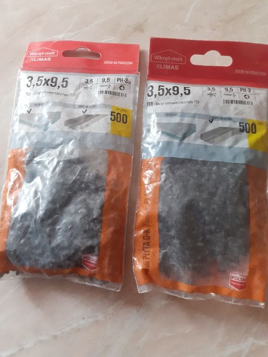 Wkręt samowiercący typu TEX