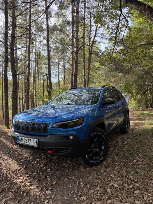 Продам Jeep Cherokee Trailhawk 2019 року