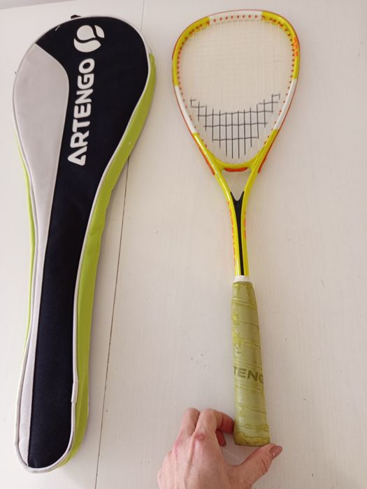Artengo raquete de squash Seven Series 700 com bolsa