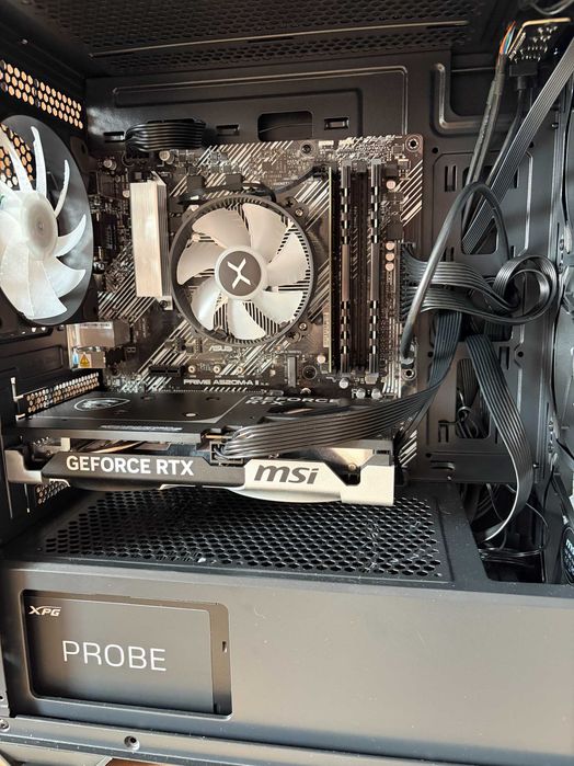 Gamingowy PC RTX 5060 Ti 8GB / Ryzen 7 5700X / 32GB Ram / 2,12TB / Win 11 Pro
