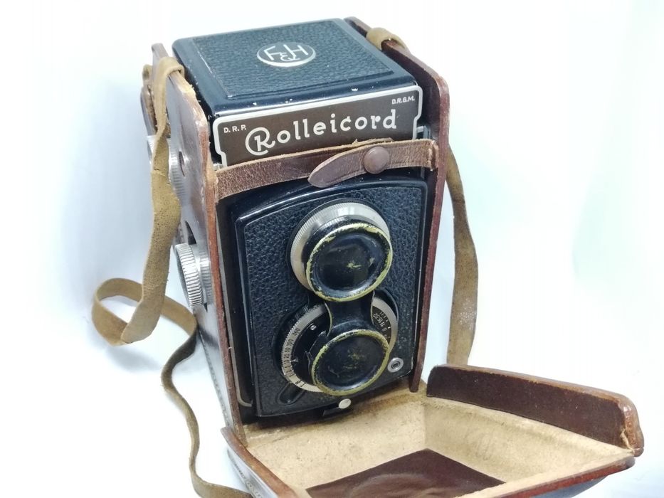 Rolleicord II Type I Carl Zeiss Triotar + estojo (100% funcional)