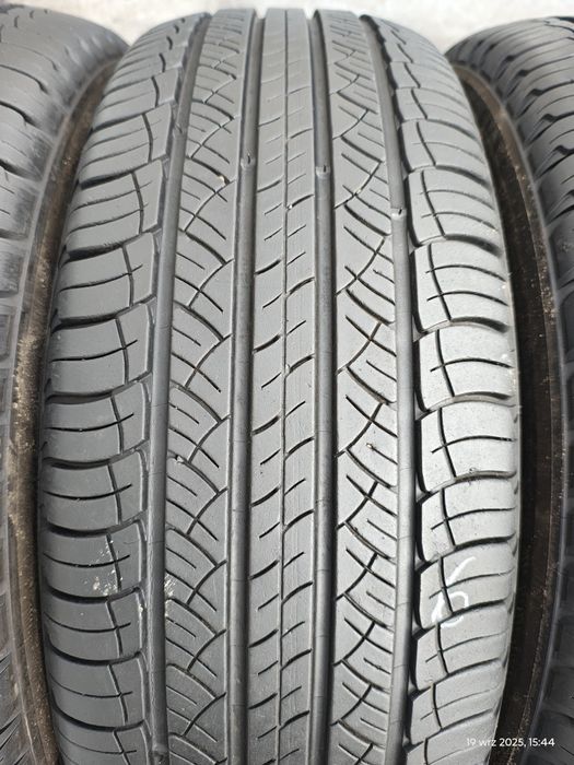 215/70r16 100H Michelin Latitude Tour HP