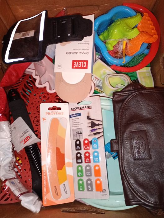 Karton mix biedronka action inne S18