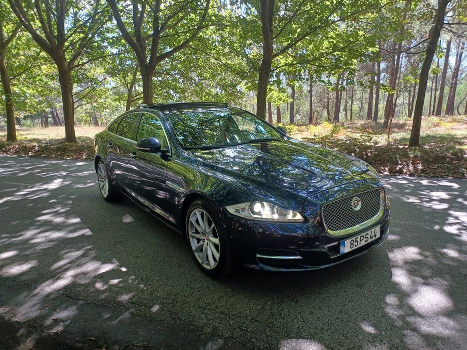 147.000 KM ANO 2015 JAGUAR XJ 3.0 D PORTFOLICO como novo possivel retoma para facilitar o negócio