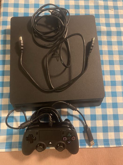 Vendo playstation 464750882492417123