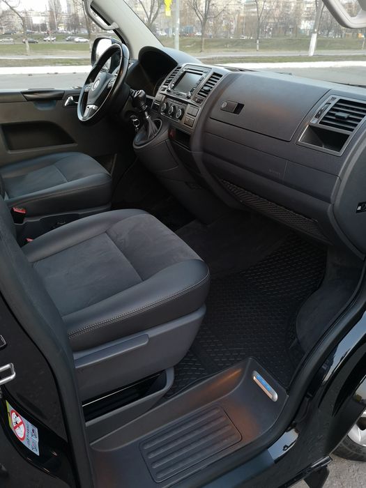 Фольксваген  multivan