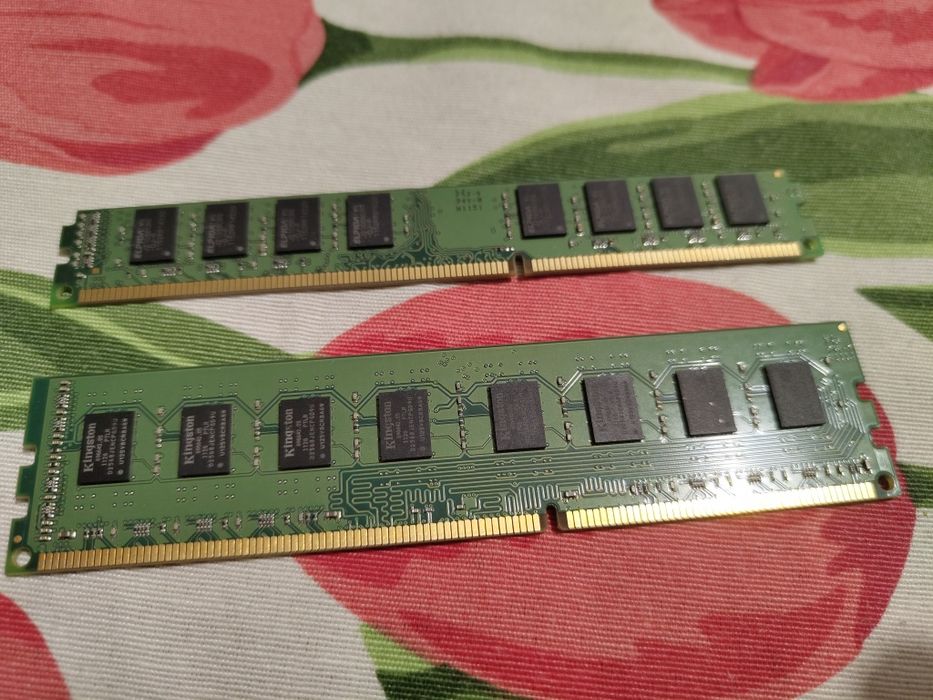 RAM Kingston 2x 4GB