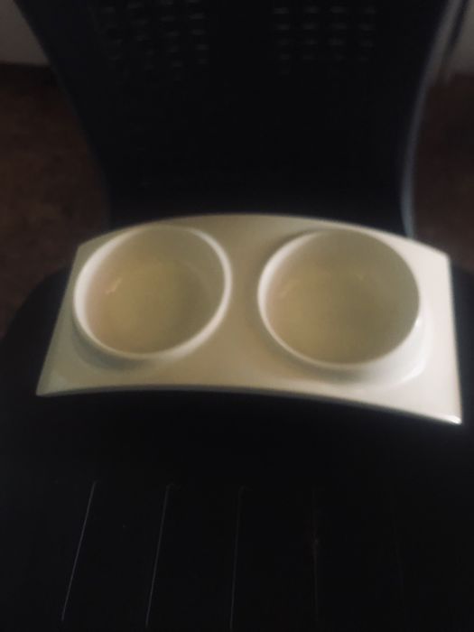 Кормушка для животных