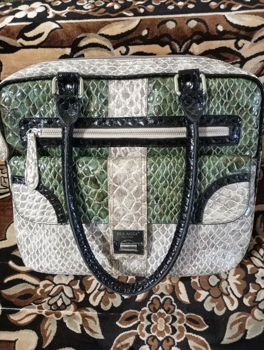 Продається портфель для ноутбуків ,,BULAGGI ,,. Сток. Новий, гарний ..