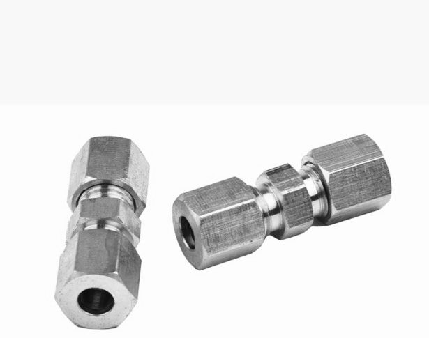 соединитель тормозной трубки без вальцовки 4.75mm 3/16"
