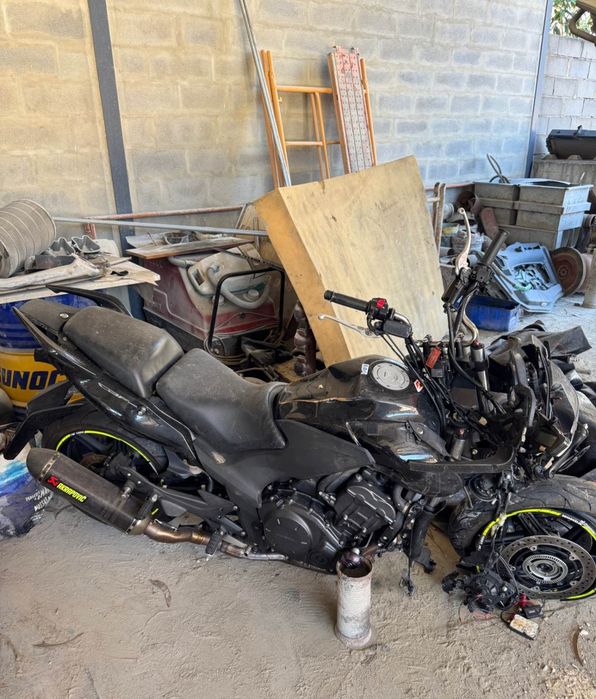 Honda CBF 1000 batida