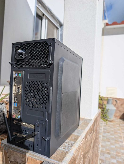 Torre PC super silenciosa