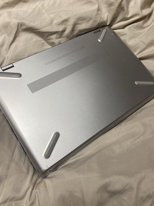 HP Pavilion 15-cw1010ua  (Ryzen 3/8GB RAM)