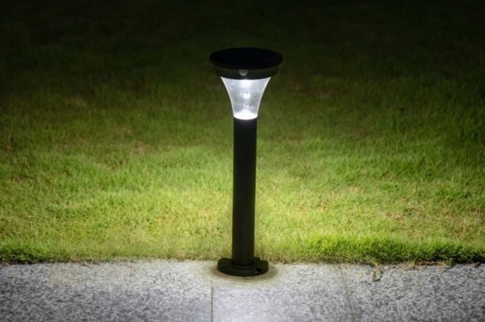Lampa solarna słupek ogrodowy z czujnikiem