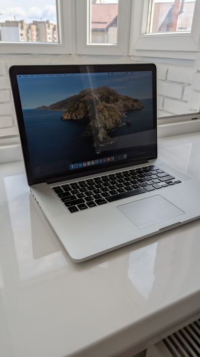 MacBook Pro 15 2015 - 16Gb ОЗУ, 512 Gb вбудованої пам'яті

- в хорошом