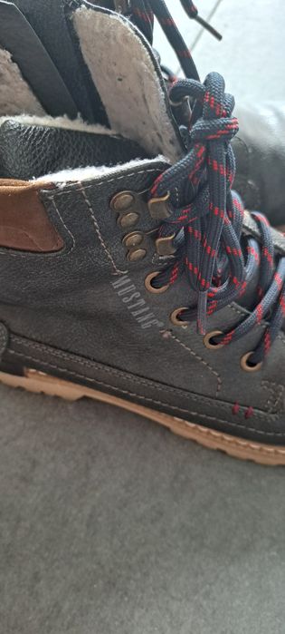 Buty zimowe Mustang rozmiar 42