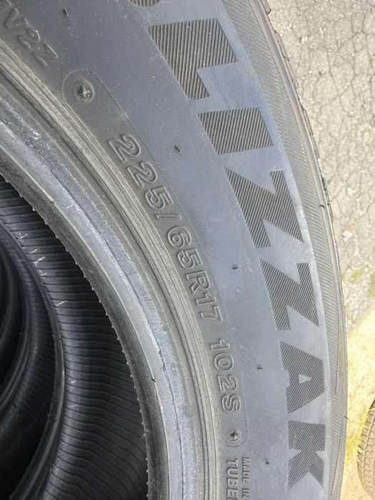Зимова гума 225/65/17R. 225/65/17r.225.65.17r.зимняя резина bridgestone 225/65/17r.