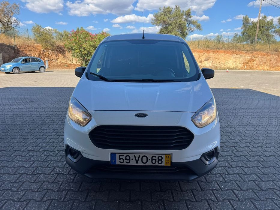 Ford Transit Courier