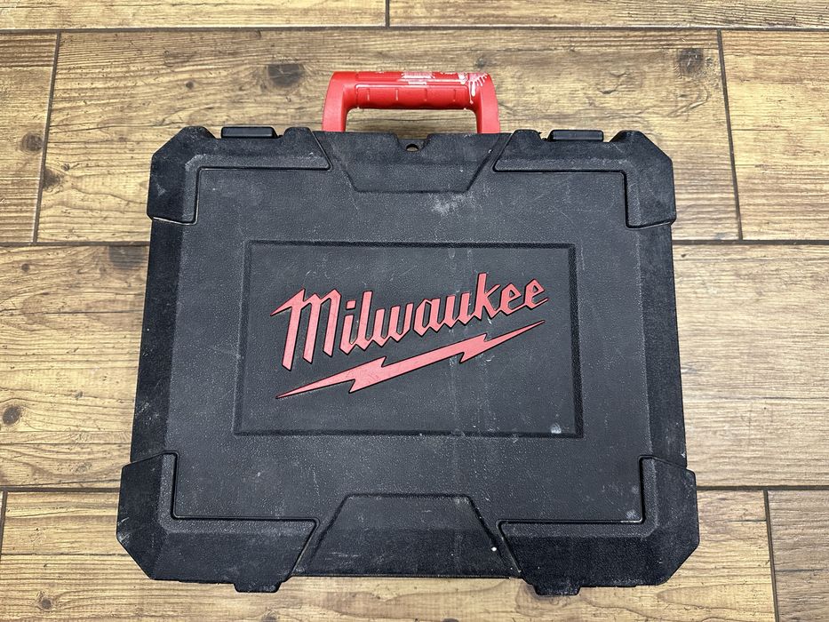 Walizka, skrzynka transportowa Milwaukee M18 BLPD-502C